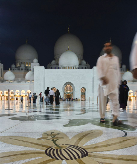 sheik zayed grand mosque - abu dhabi